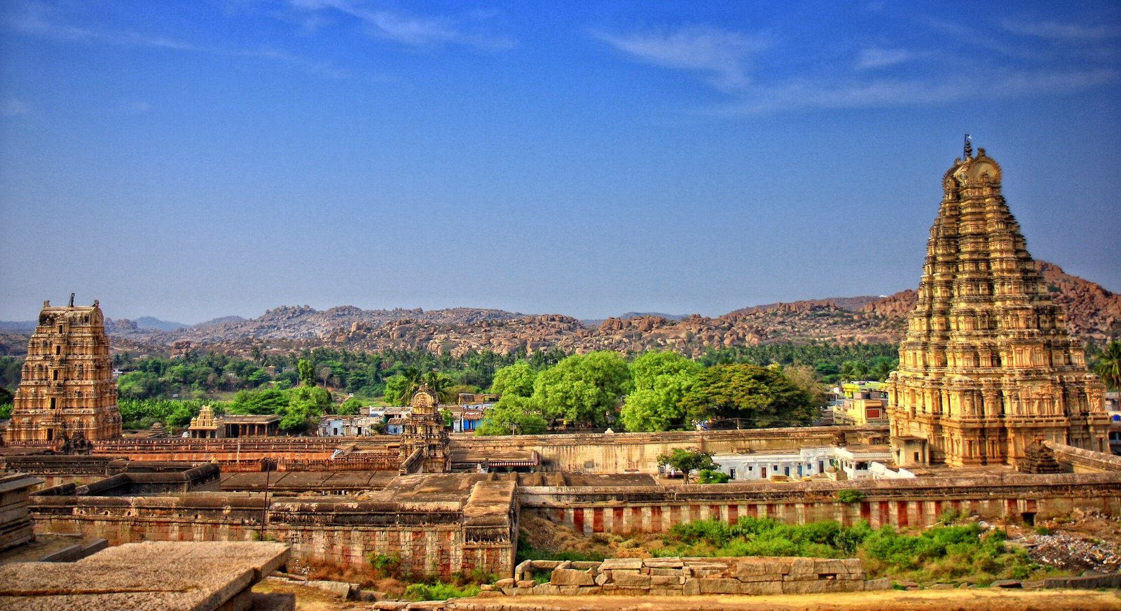 Hampi and Virupaksha Temple package